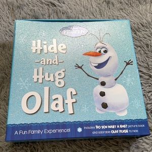 OLAF Hide and Hug